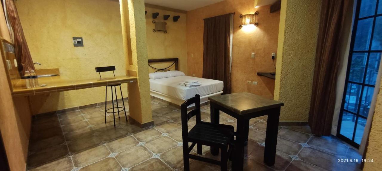 Alux Rooms بلايا ديل كارمن المظهر الخارجي الصورة